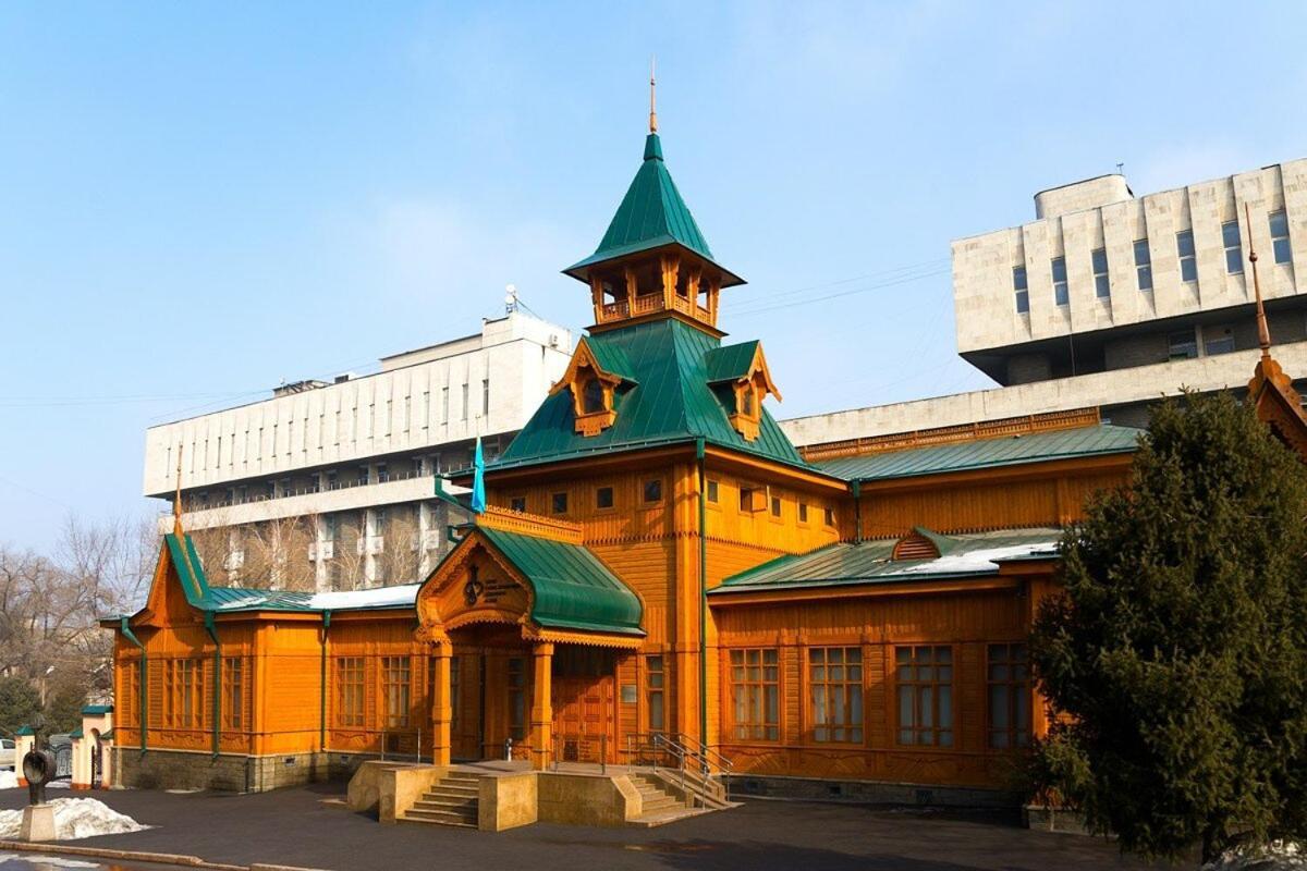Nadezhda Apartments On Gogol Street 117 Almaty Exteriér fotografie